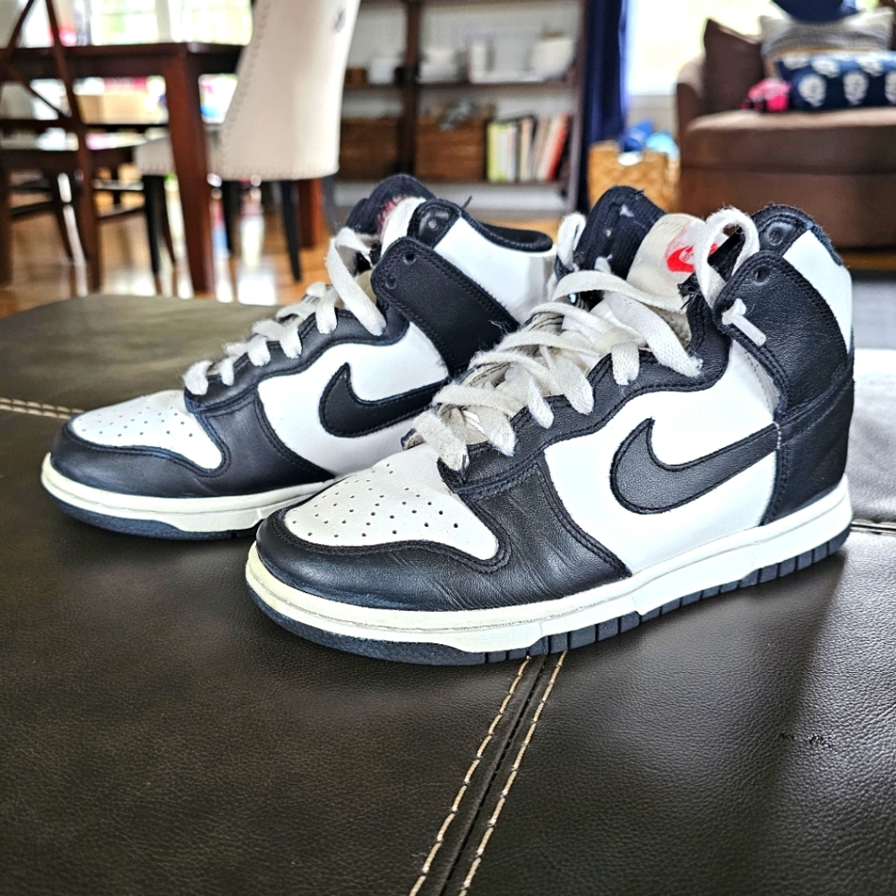 Nike Dunk High - image 1